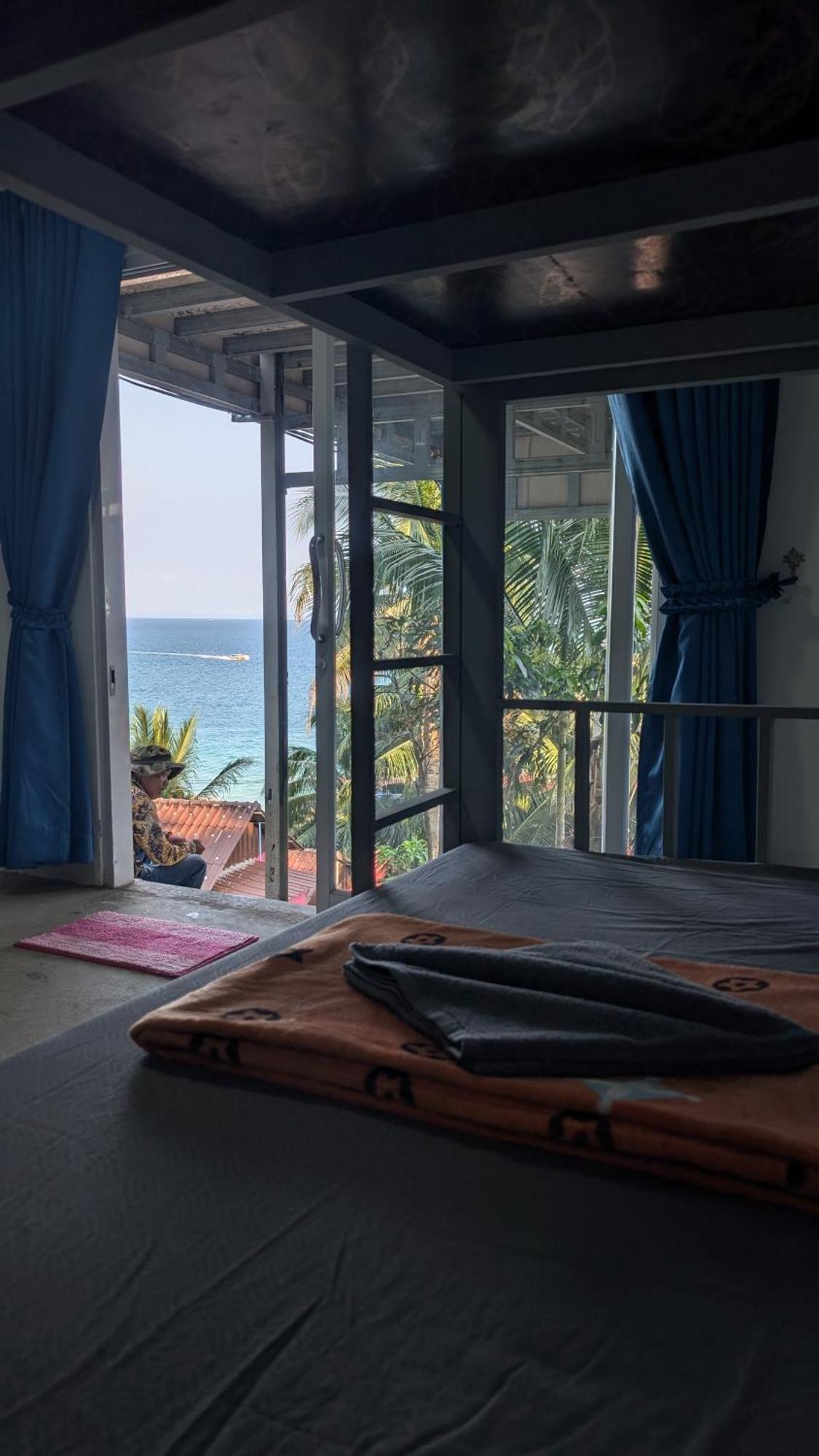 Hotel Skybar Koh Rong à Kaoh Touch Extérieur photo